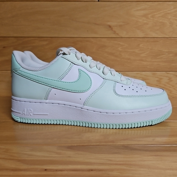 nike air force 1 low mint
